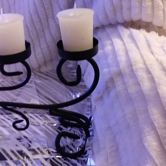EUC Candleabra for 6 votive candles. Black Wrought Iron..gorgeous when lit!!🔥🔥 - Picture 4 of 8